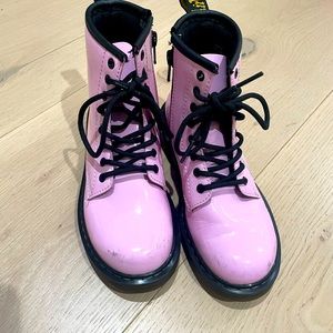 Dr Marten little girl pink boots